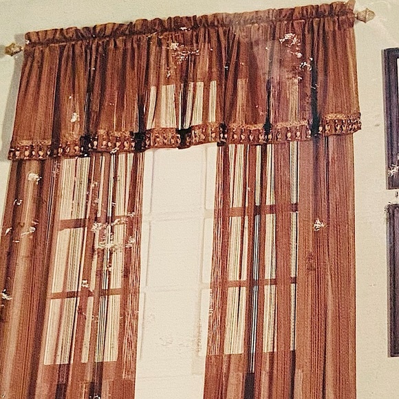 American Living Grantley Sheer Stripe Tassel Rod Pocket Valances Lot of 2. - Picture 2 of 4